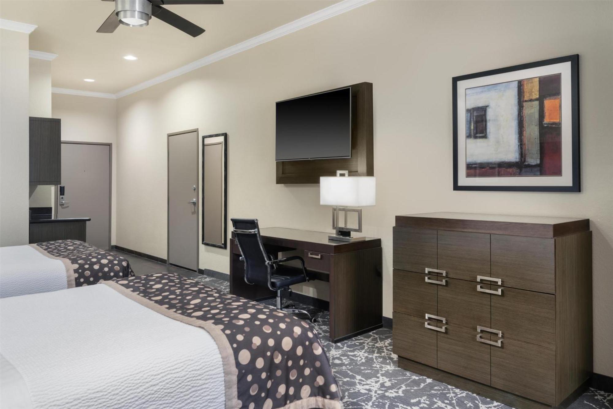 Best Western Premier Crown Chase Inn & Suites Denton Exterior photo